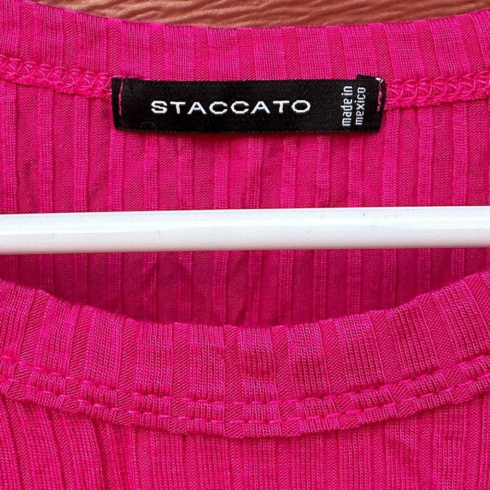 Staccato Vibrant Pink Muscle Tee - Picture 2 of 5